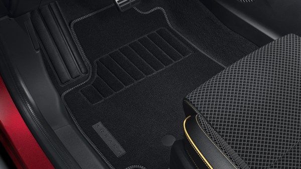 cloth and rubber floor mats - accessories - Renault Arkana full hybrid E-Tech
