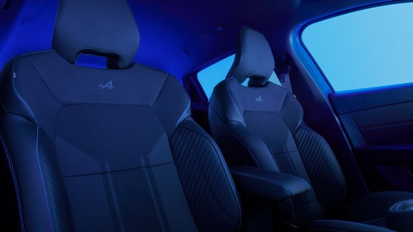 Renault Clio full hybrid E-Tech 