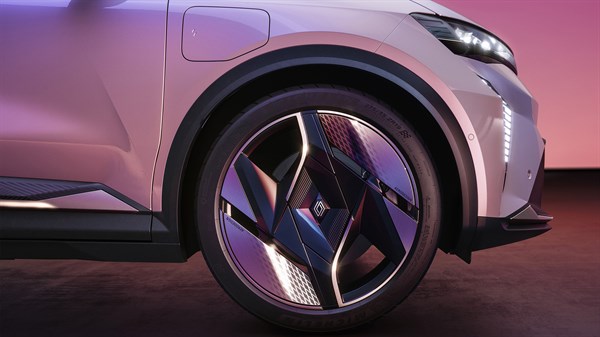wheel rim - Renault Scenic E-Tech electric