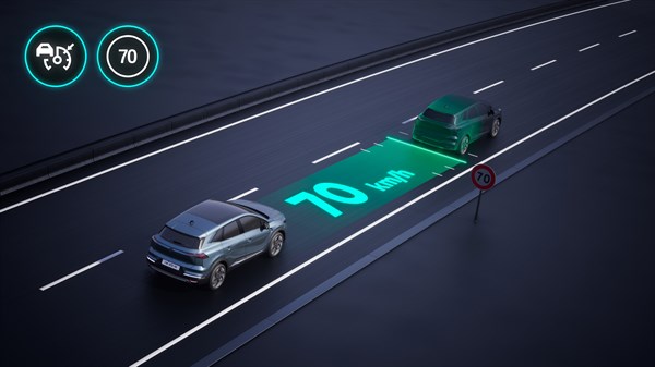 Renault Symbioz full hybrid E-Tech - intelligent adaptive cruise control