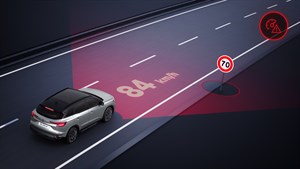 traffic-sign recognition - safety - Renault Austral E-Tech full hybrid