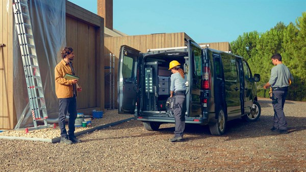 workshop vehicle - Renault Trafic Van