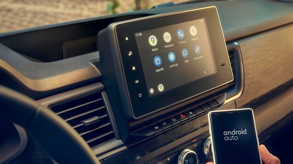 8” multimedia screen with smartphone mirroring - Renault Trafic Van