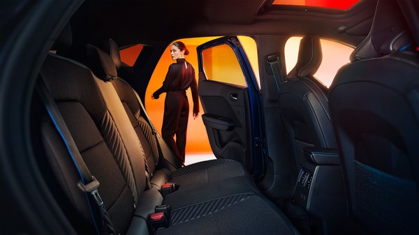 Sliding bench seat - Renault Captur full hybrid E-Tech
