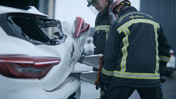 эвакуация пассажиров - Safety by Renault